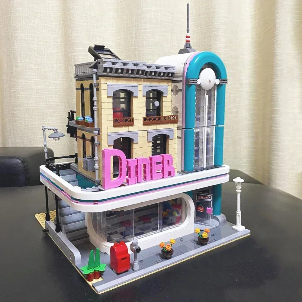 Set de Construction Downtown Diner Vintage 2488 Pièces – Image 3